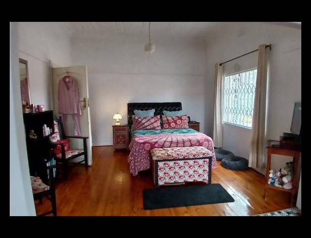 3 BEDROOM FREEHOLD FOR SALE IN ALBERTON NORTH